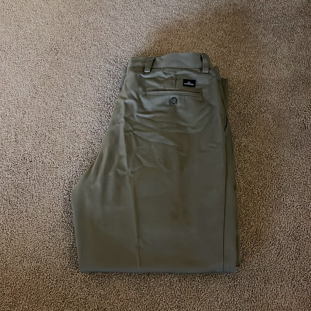 Dockers Classic Fit pleated, gray, W34 L29